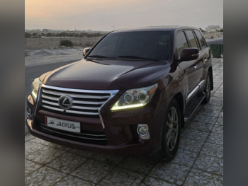 لكزس ال اكس 570 2012 اوتوماتيك 296,000 كم 8 سلندر دفع رباعي اس يو في عنابي
