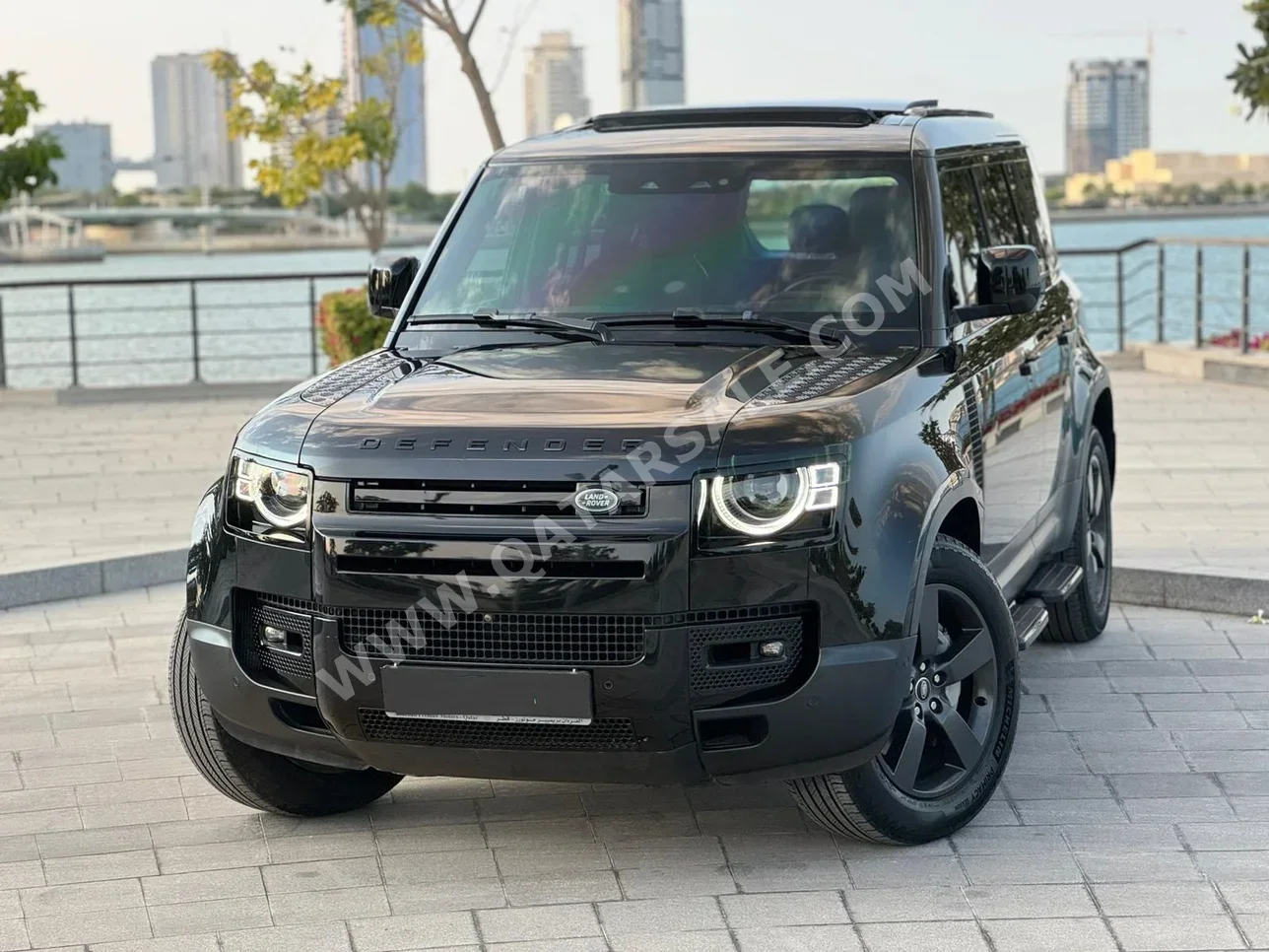 Land Rover Defender 110 HSE 2022 Automatic 64,000 Km 6 Cylinder Four Wheel Drive (4WD) SUV Black With Warranty