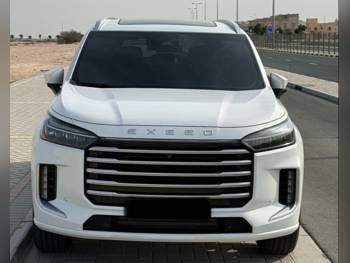 Exeed  VX  400 T  2024  Automatic  29,000 Km  4 Cylinder  Four Wheel Drive (4WD)  SUV  White  With Warranty