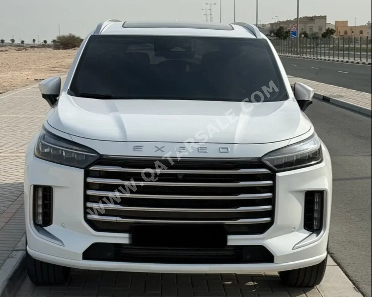 Exeed  VX  400 T  2024  Automatic  29,000 Km  4 Cylinder  Four Wheel Drive (4WD)  SUV  White  With Warranty