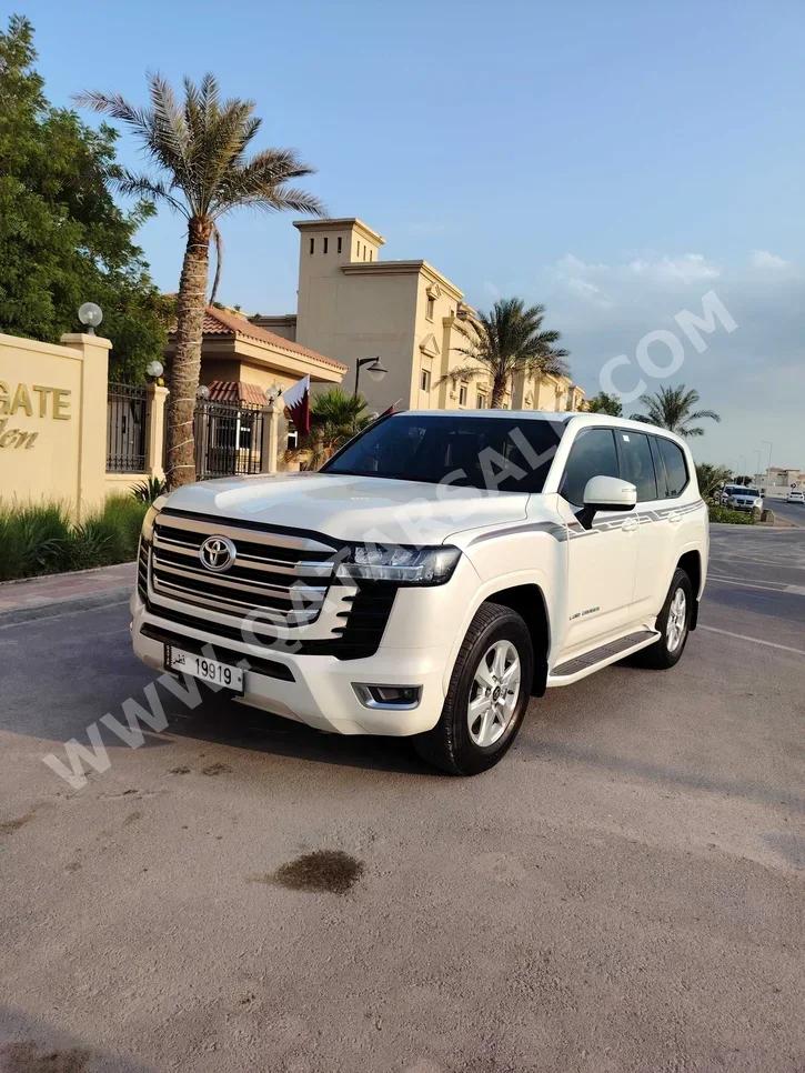Toyota Land Cruiser GXR Twin Turbo 2023 Automatic 76,000 Km 6 Cylinder Four Wheel Drive (4WD) SUV Pearl
