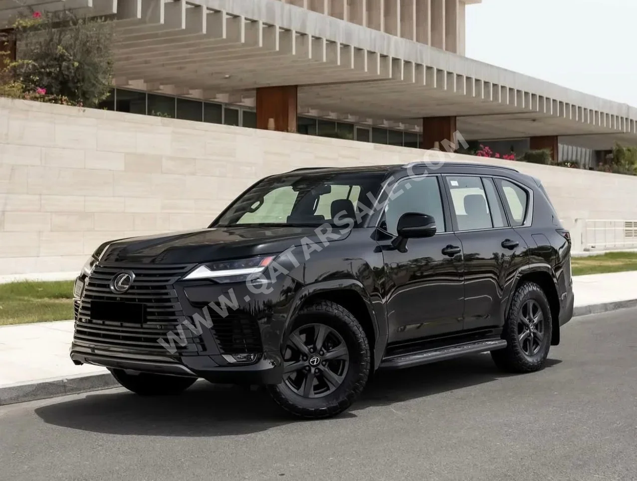 Lexus LX 700h Overtrail 2025 Automatic 16,500 Km 6 Cylinder Four Wheel Drive (4WD) SUV Black With Warranty