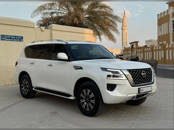 نيسان  باترول  اس اي  2023  اوتوماتيك  26,000 كم  6 سلندر  دفع رباعي  اس يو في  أبيض  تحت الضمان