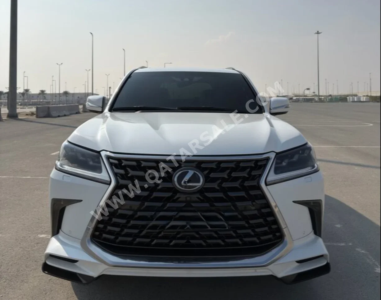 Lexus  LX  570 S  2016  Automatic  220,000 Km  8 Cylinder  Four Wheel Drive (4WD)  SUV  Pearl