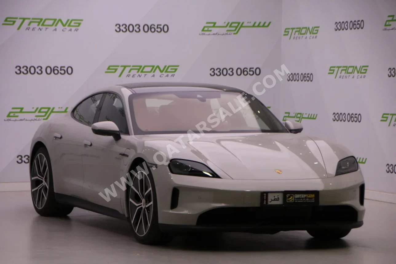 Porsche Taycan 2025 Automatic 3,500 Km 0 Cylinder Rear Wheel Drive (RWD) Sedan Gray With Warranty