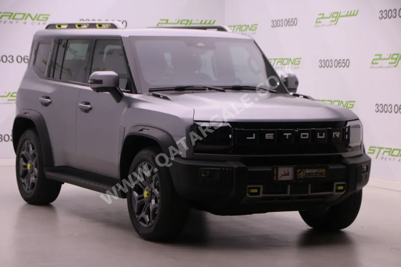 Jetour T2 2025 Automatic 10,000 Km 4 Cylinder Four Wheel Drive (4WD) SUV Gray With Warranty