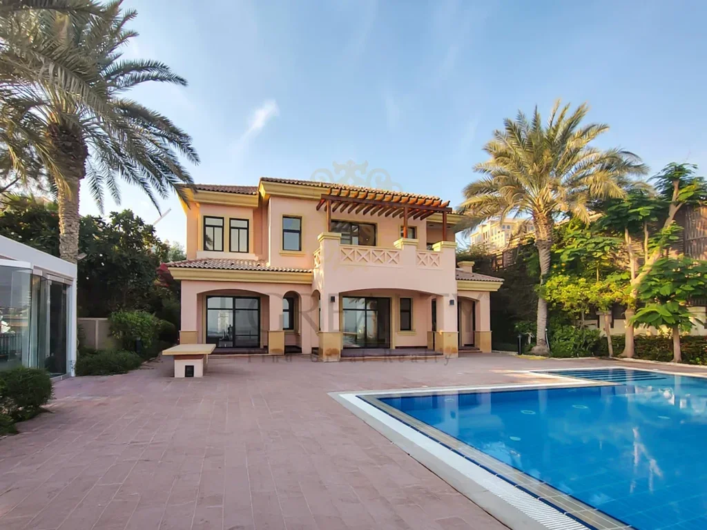 Family Residential - Semi Furnished - Doha - The Pearl - 4 Bedrooms