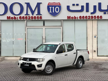 Mitsubishi L 200 2012 Manual 376,000 Km 4 Cylinder Rear Wheel Drive (RWD) Pick Up White