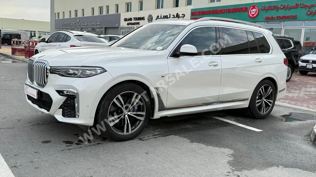 بي ام دبليو الفئة - اكس اكس 7 2020 اوتوماتيك 179,000 كم 6 سلندر دفع رباعي اس يو في أبيض