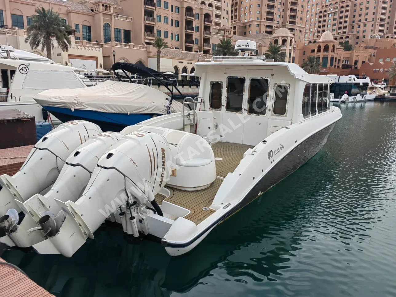 قوارب سريعة مونستر  40