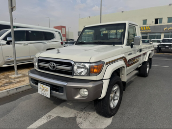 Toyota  Land Cruiser  LX  2022  Manual  107,000 Km  6 Cylinder  Four Wheel Drive (4WD)  Pick Up  White