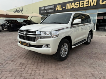 Toyota  Land Cruiser  GX  2021  Automatic  78,000 Km  6 Cylinder  Four Wheel Drive (4WD)  SUV  White