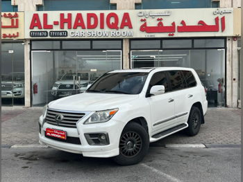 Lexus  LX  570  2014  Automatic  380,000 Km  8 Cylinder  Four Wheel Drive (4WD)  SUV  White