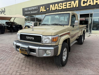 Toyota  Land Cruiser  LX  2022  Manual  112,000 Km  6 Cylinder  Four Wheel Drive (4WD)  Pick Up  Beige