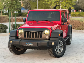جييب رانجلار روبيكون 2016 اوتوماتيك 75,000 كم 6 سلندر دفع رباعي اس يو في أحمر