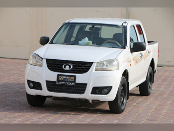 غريت وول بيك اب 2014 عادي 183,000 كم 4 سلندر دفع خلفي بيكب أبيض