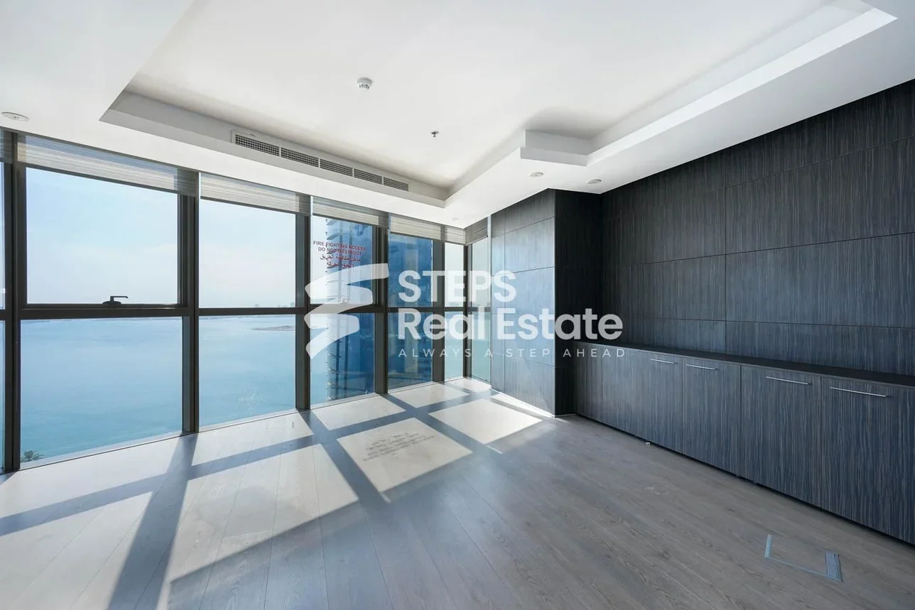 مكاتب تجارية - مفروشة بالكامل  - الدوحة  - الخليج الغربي