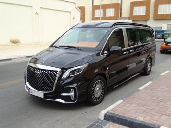 مرسيدس - بنز مايباخ في اس 680 ال 2024 اوتوماتيك 9,600 كم 4 سلندر دفع كلي مستمر فان \ باص أسود تحت الضمان