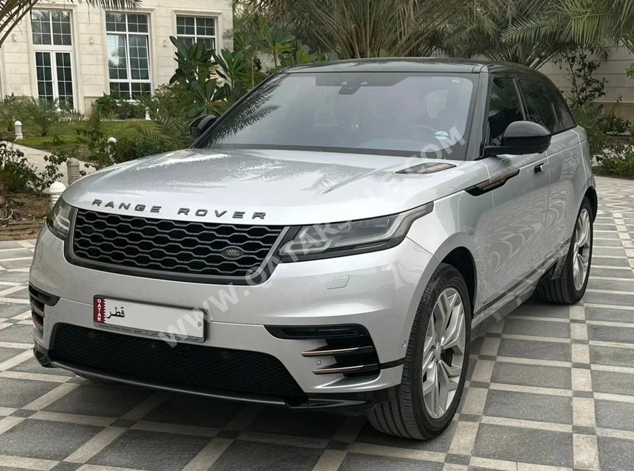 Land Rover Range Rover Velar 2018 Automatic 160,000 Km 6 Cylinder Four Wheel Drive (4WD) SUV Silver