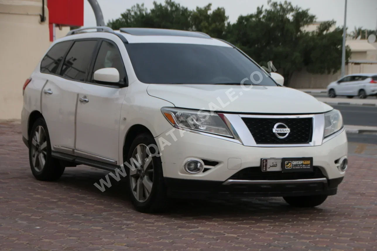 Nissan  Pathfinder  2014  Automatic  247,000 Km  6 Cylinder  Four Wheel Drive (4WD)  SUV  White