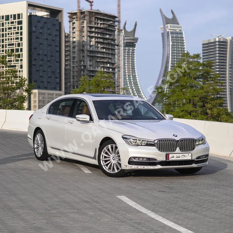 بي ام دبليو  الفئة - السابعة  730 Li  2016  اوتوماتيك  95,000 كم  6 سلندر  دفع خلفي  سيدان  أبيض  تحت الضمان