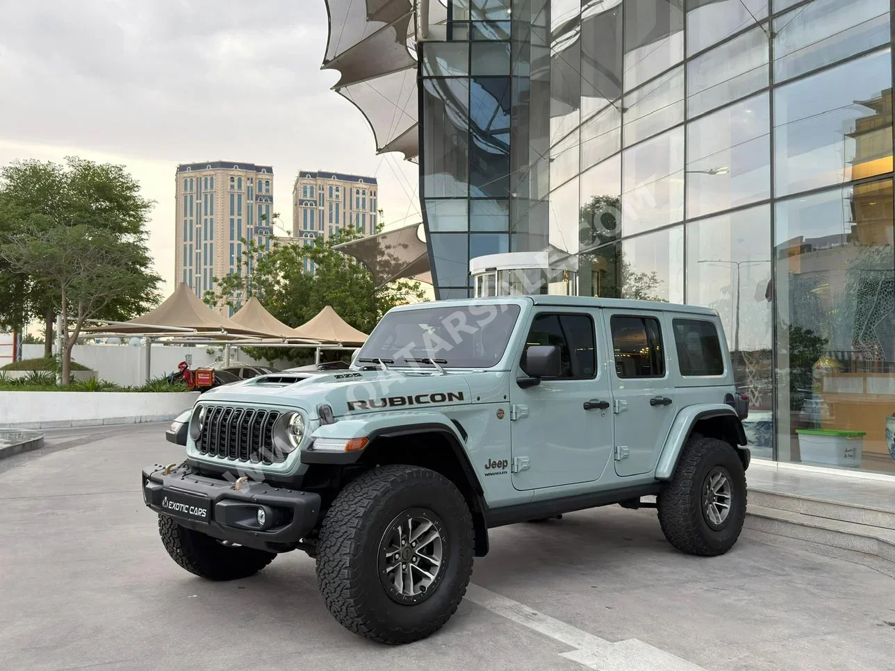 جييب رانجلار 392 روبيكون 2024 اوتوماتيك 7,000 كم 8 سلندر دفع رباعي اس يو في سمائي تحت الضمان