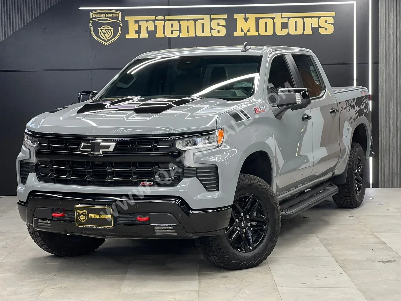 Chevrolet  Silverado  LT Trail Boss Z71  2024  Automatic  17,000 Km  8 Cylinder  Four Wheel Drive (4WD)  Pick Up  Gray  With Warranty