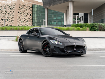 Maserati GranTurismo 2013 Automatic 94,300 Km 8 Cylinder All Wheel Drive (AWD) Coupe / Sport Gray