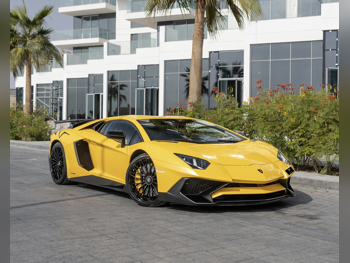 Lamborghini  Aventador  SV  2016  Automatic  23,000 Km  12 Cylinder  Rear Wheel Drive (RWD)  Coupe / Sport  Yellow