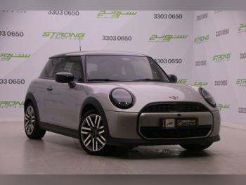 Mini  Cooper  S  2025  Automatic  3,140 Km  4 Cylinder  Front Wheel Drive (FWD)  Hatchback  Silver  With Warranty