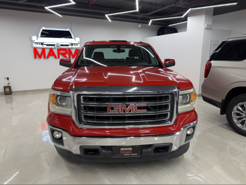 جي ام سي  سييرا  1500  2015  اوتوماتيك  114,000 كم  8 سلندر  دفع رباعي  بيكب  أحمر