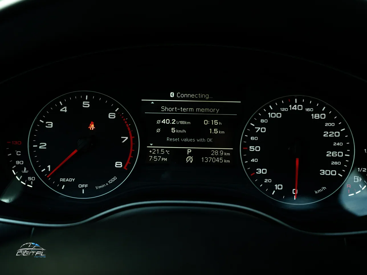 اودي أي 6 2016 اوتوماتيك 137,000 كم 6 سلندر دفع رباعي سيدان أسود