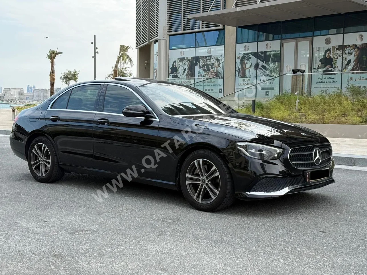 Mercedes-Benz  E-Class  200  2021  Automatic  83,000 Km  4 Cylinder  Rear Wheel Drive (RWD)  Sedan  Black