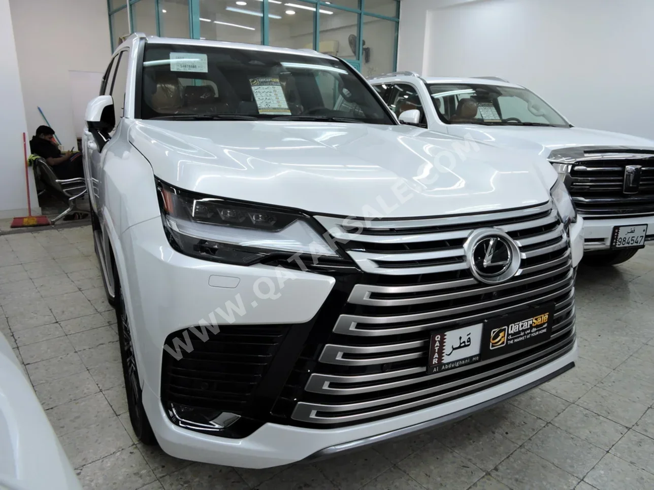 Lexus  LX  600 Luxury  2025  Automatic  0 Km  6 Cylinder  Four Wheel Drive (4WD)  SUV  White  With Warranty