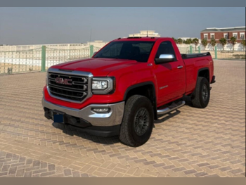 جي ام سي  سييرا  1500  2016  اوتوماتيك  300,000 كم  8 سلندر  دفع رباعي  بيكب  أحمر