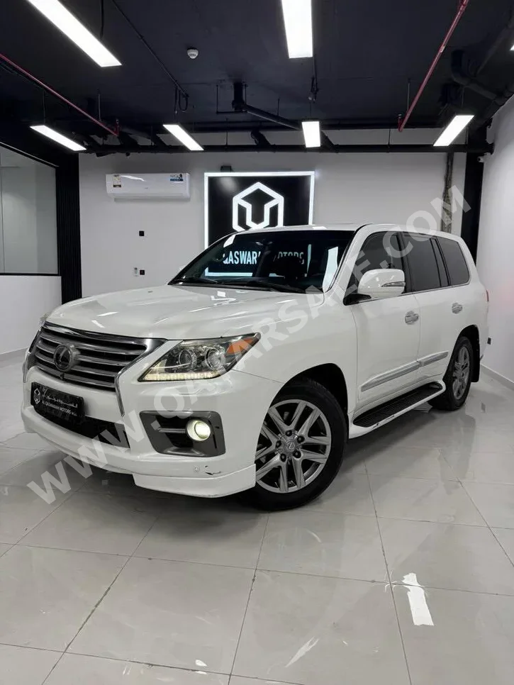Lexus  LX  570 S  2012  Automatic  393,000 Km  8 Cylinder  Four Wheel Drive (4WD)  SUV  White
