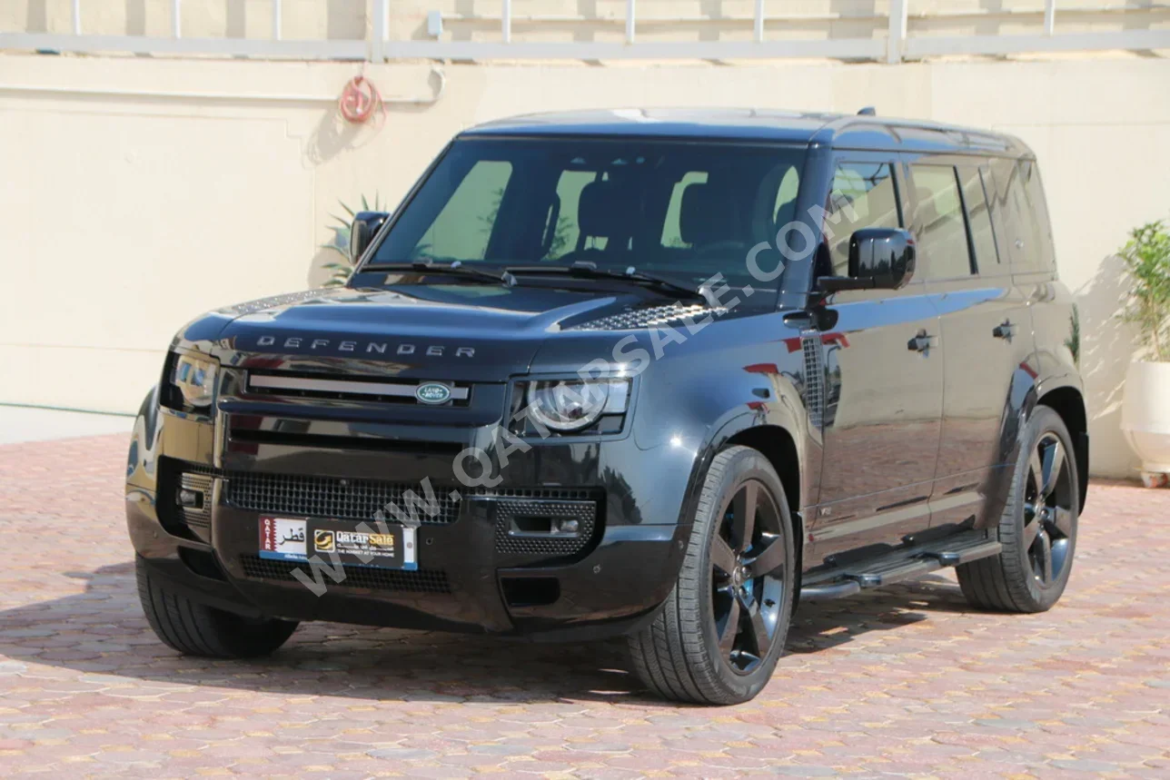 Land Rover  Defender  110 X  2022  Automatic  82,000 Km  8 Cylinder  Four Wheel Drive (4WD)  SUV  Black  With Warranty