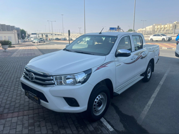 Toyota  Hilux  2026  Automatic  0 Km  4 Cylinder  Four Wheel Drive (4WD)  Pick Up  White  With Warranty