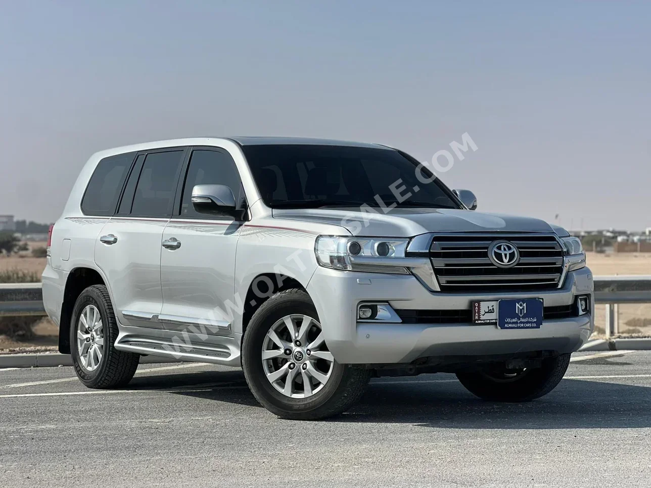 Toyota Land Cruiser GXR 2019 Automatic 155,000 Km 8 Cylinder Four Wheel Drive (4WD) SUV Silver