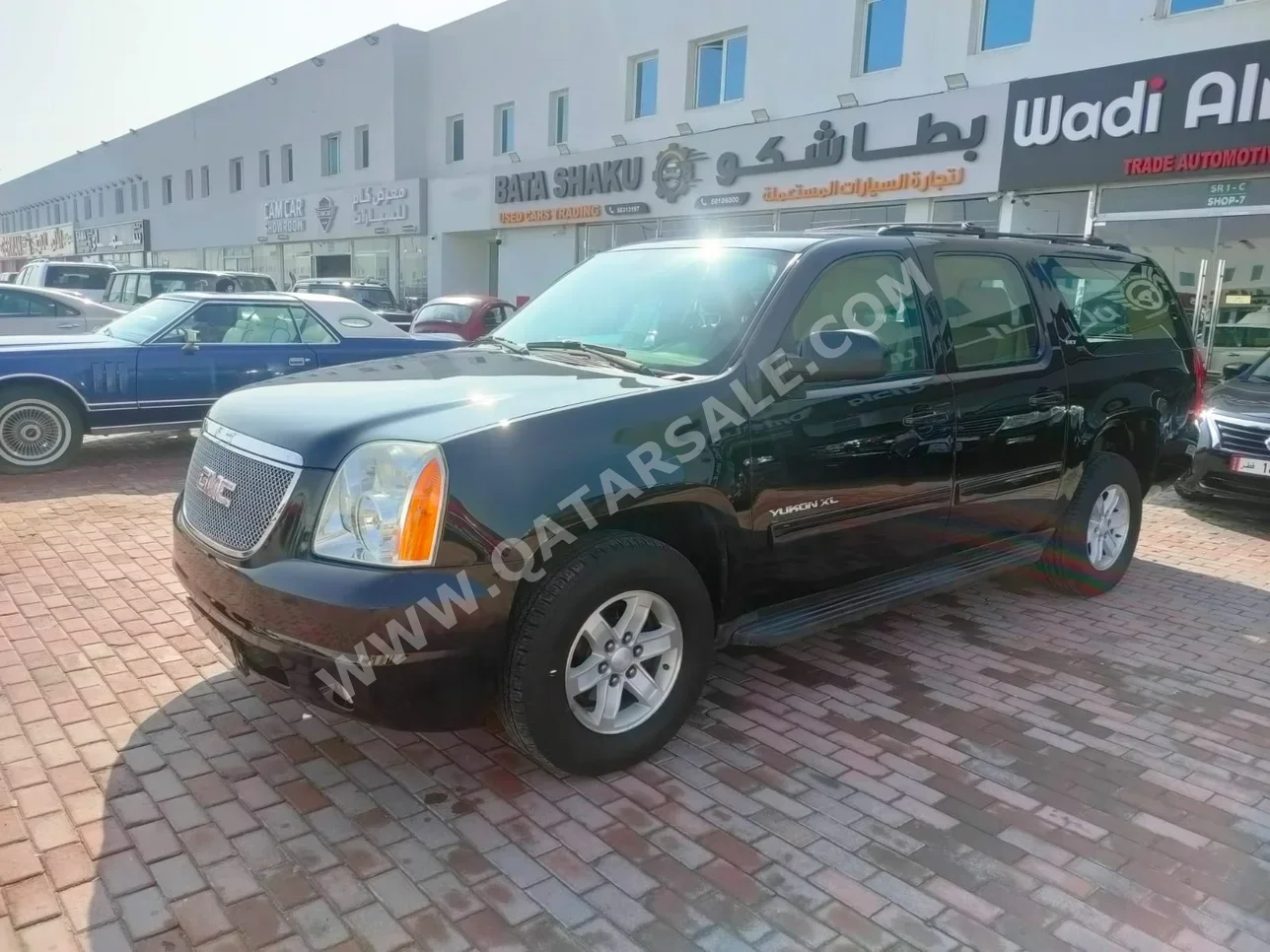 GMC  Yukon  XL  2013  Automatic  238,000 Km  8 Cylinder  Four Wheel Drive (4WD)  SUV  Black
