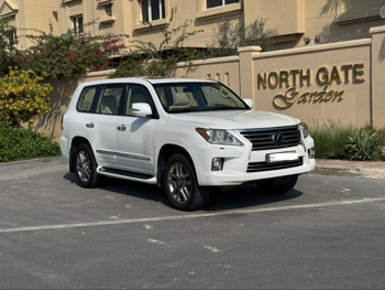 Lexus  LX  570 S  2014  Automatic  340,000 Km  8 Cylinder  Four Wheel Drive (4WD)  SUV  White