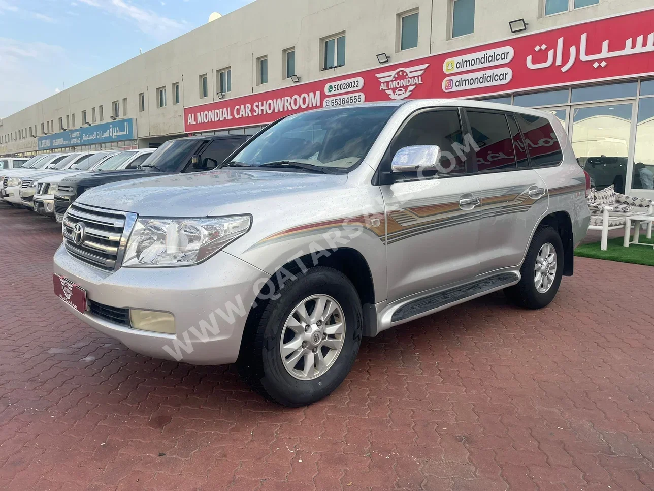 Toyota Land Cruiser GXR 2009 Automatic 490,000 Km 6 Cylinder Four Wheel Drive (4WD) SUV Silver