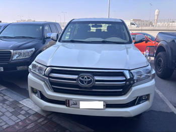 Toyota  Land Cruiser  G  2014  Manual  292,000 Km  6 Cylinder  Four Wheel Drive (4WD)  SUV  White