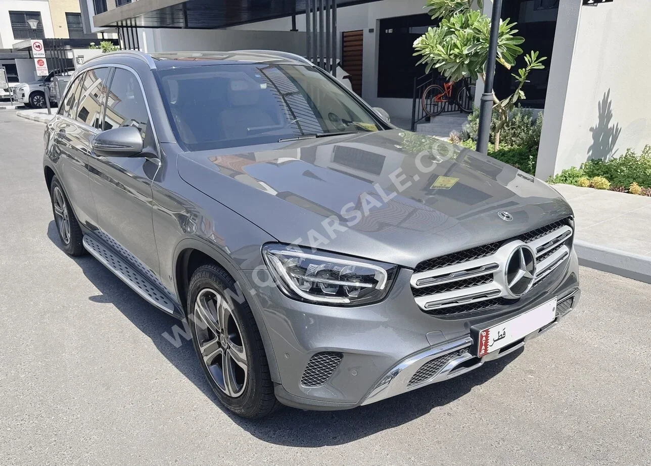 Mercedes-Benz  GLC  200  2020  Automatic  65,000 Km  4 Cylinder  Four Wheel Drive (4WD)  SUV  Dark Gray