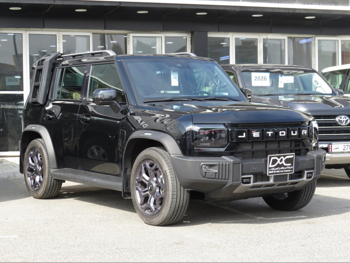 جيتور تي 2 2025 اوتوماتيك 4,000 كم 4 سلندر دفع رباعي اس يو في أسود تحت الضمان