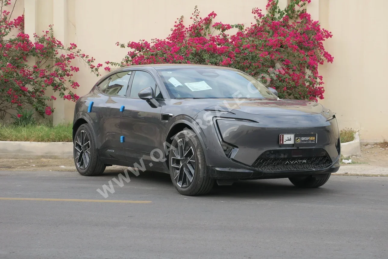 افاتر 11 2025 اوتوماتيك 0 كم 0 سلندر دفع كلي مستمر اس يو في رمادي تحت الضمان