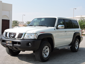 Nissan  Patrol  Safari  2023  Automatic  30,000 Km  6 Cylinder  Four Wheel Drive (4WD)  SUV  White
