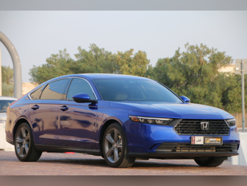 هوندا  اكورد  2024  اوتوماتيك  20,000 كم  4 سلندر  سحب امامي  سيدان  ازرق  تحت الضمان