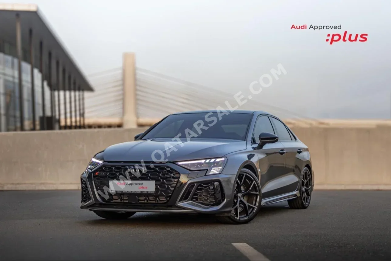 اودي أر أس 3 2024 اوتوماتيك 17,000 كم 5 سلندر دفع كلي مستمر سيدان رمادي تحت الضمان