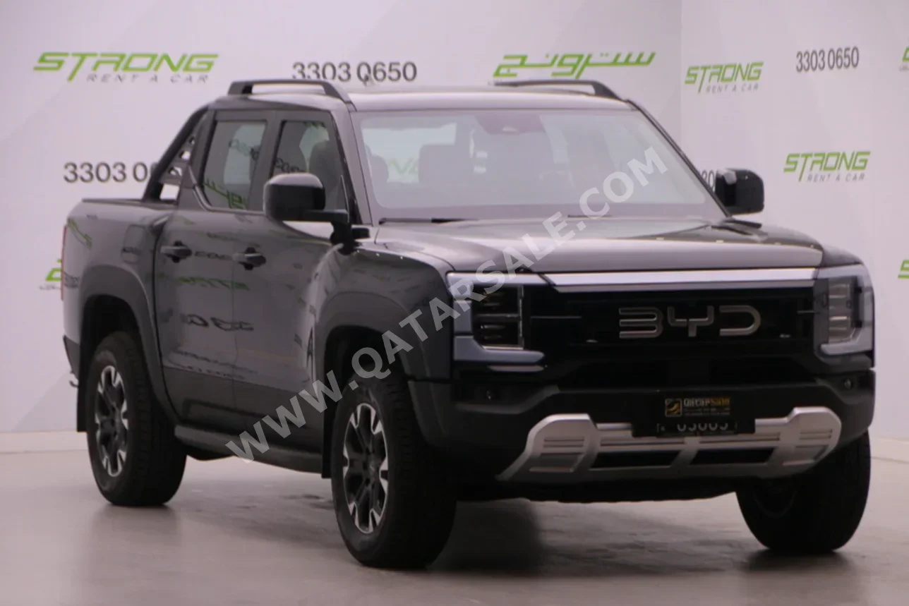 بي واي دي شارك 6 2026 اوتوماتيك 1,400 كم 4 سلندر دفع كلي مستمر بيكب أسود تحت الضمان